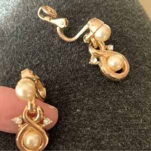 1950’s vintage Trifari earrings